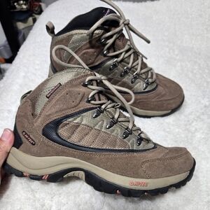 Womens Hi-Tec Sofala Mid WP WOS Sz 8 Hiking Shoes Lace Up Like New